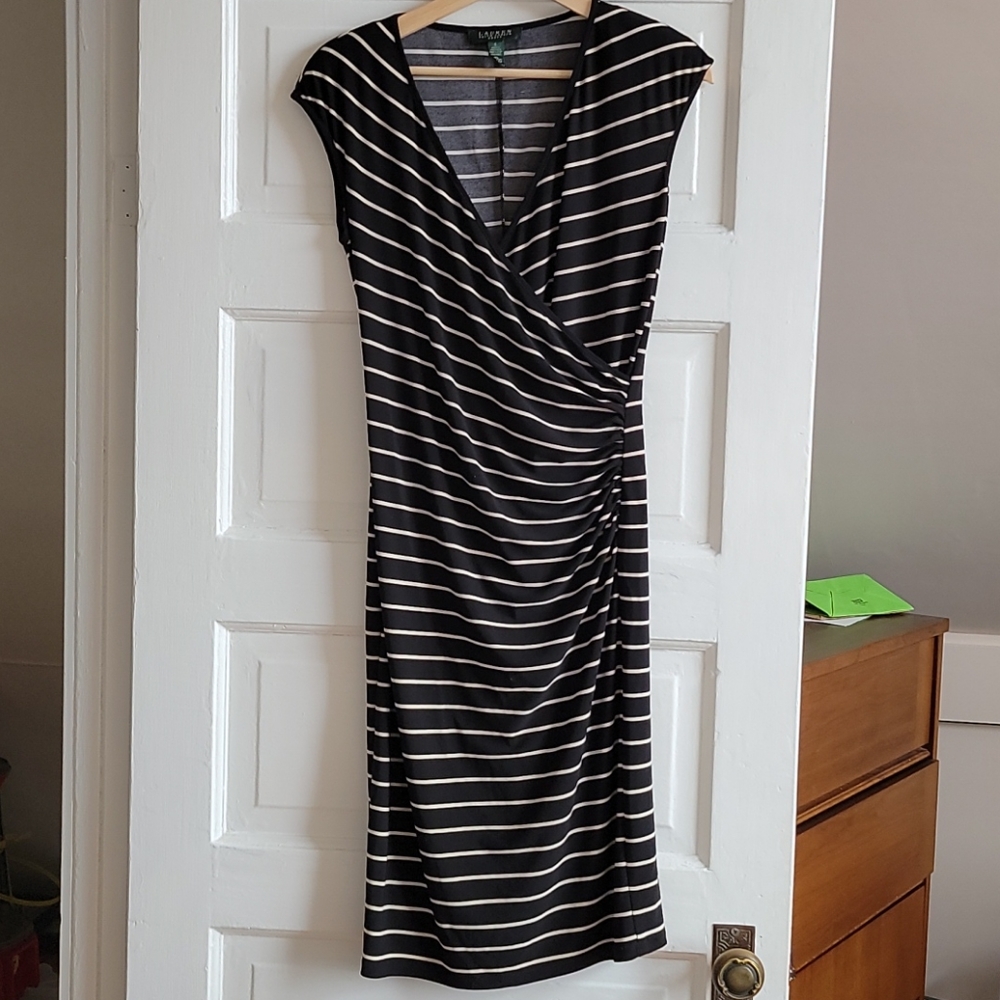 Lauren Ralph Lauren faux wrap dress size 6